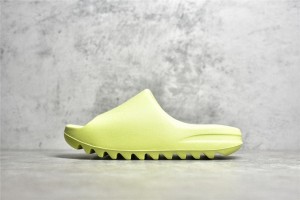Adidas Yeezy Slides Rep 'Glow Green'
