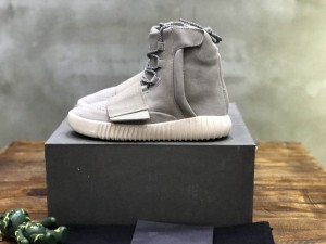 Fake Yeezy Boost 750 'OG' from China