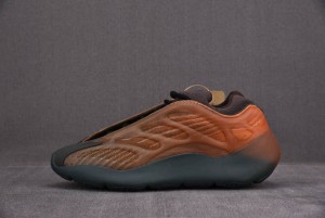 Yeezy 700 V3 'Copper Fade' Replica Shoes and Sneakers